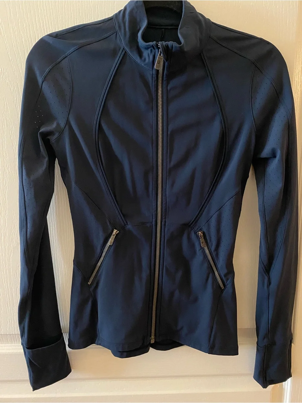 LULULEMON Sleek Essentials Jacket in Blue - 4